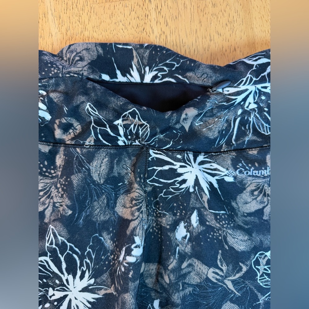 Columbia Women's Weekend Adventure 7/8 Leggings Size XL- 2 Waistband Pockets - Picture 5 of 10